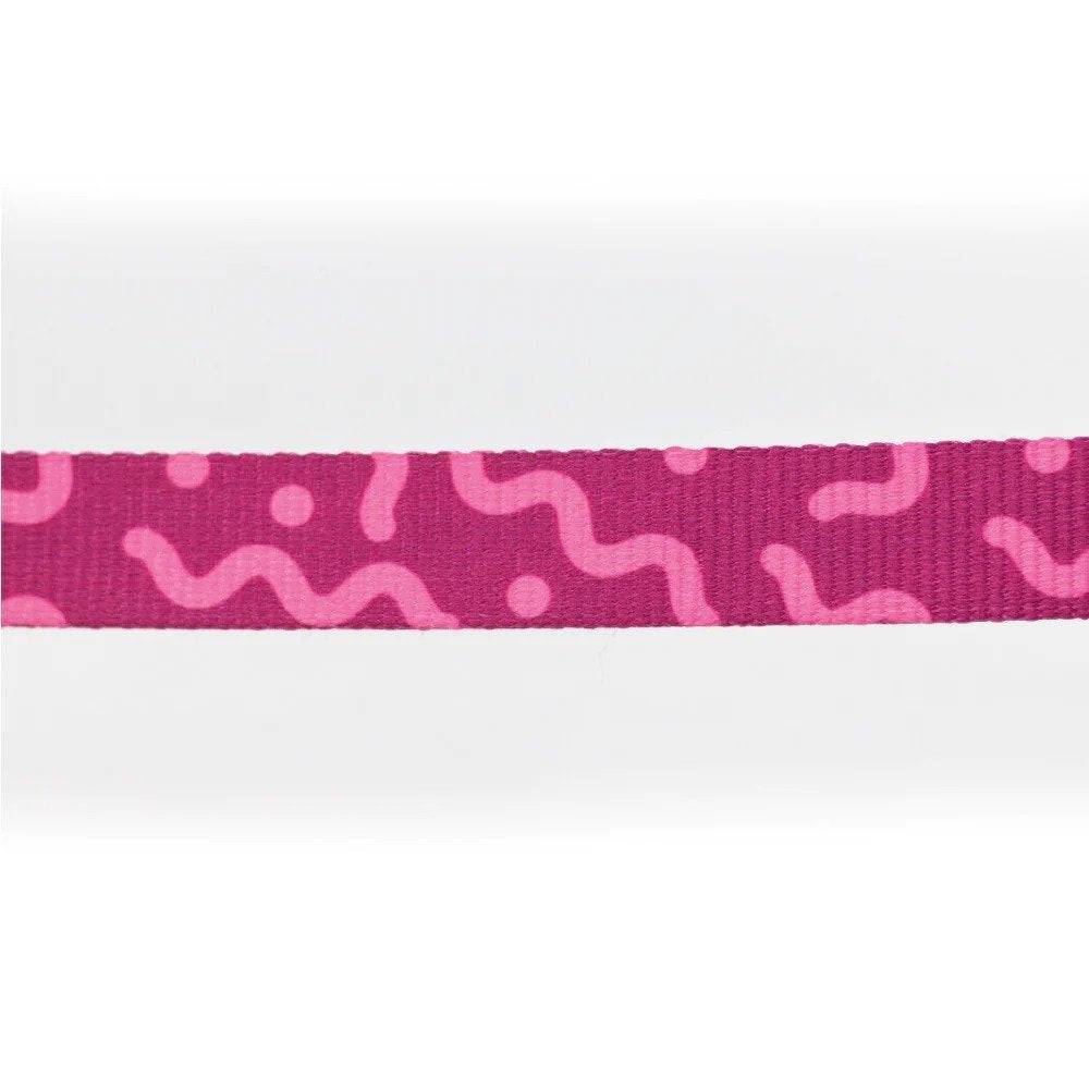 Correa cintilla y costuras reforzadas spaguetti fucsia 120 cm - AniMALL